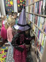  Noc bibliotek