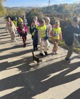  Odwiedzamy cmentarze